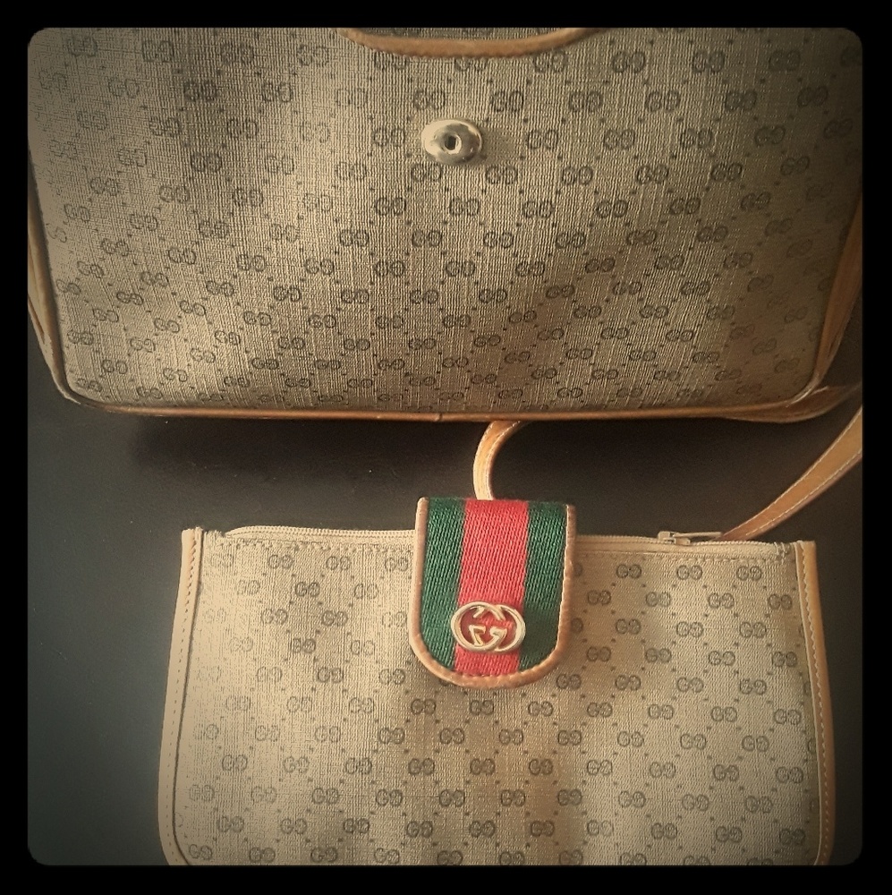 Authentic Gucci purse with wallet